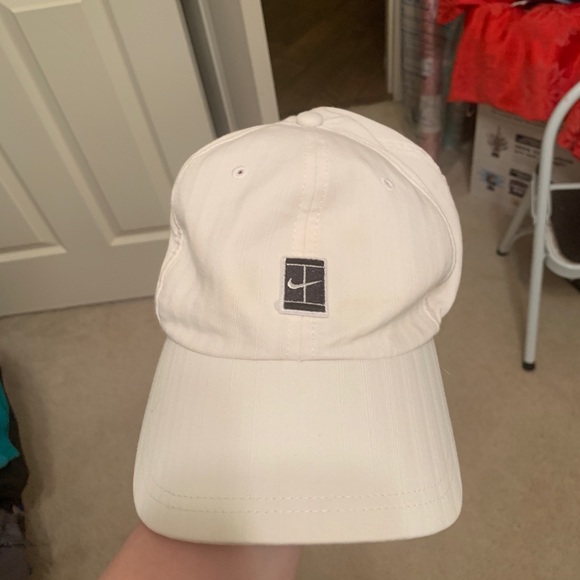 nike challenge hat